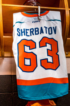 Chandail porté et signé Sherbatov – MYM